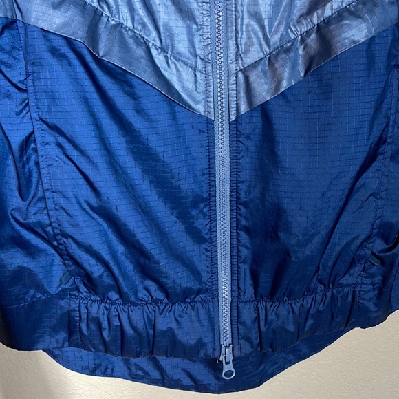 Nike Windbreaker Rain Hooded Blue Jacket Size XS - Picture 2 of 9